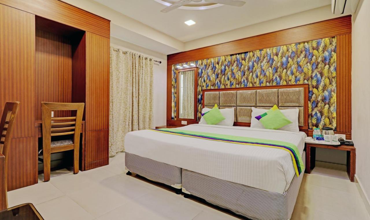 צ'נאי Pine Tree Boutique Hotel מראה חיצוני תמונה