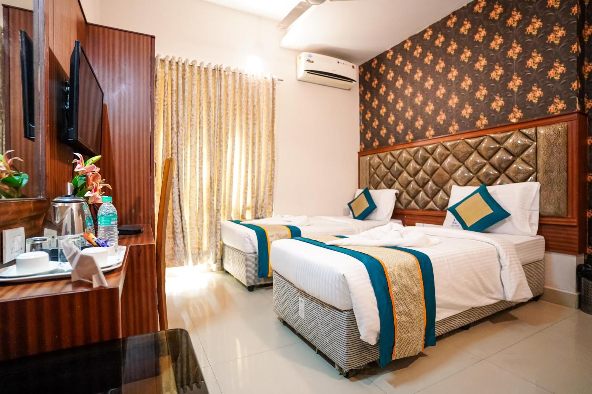 צ'נאי Pine Tree Boutique Hotel מראה חיצוני תמונה