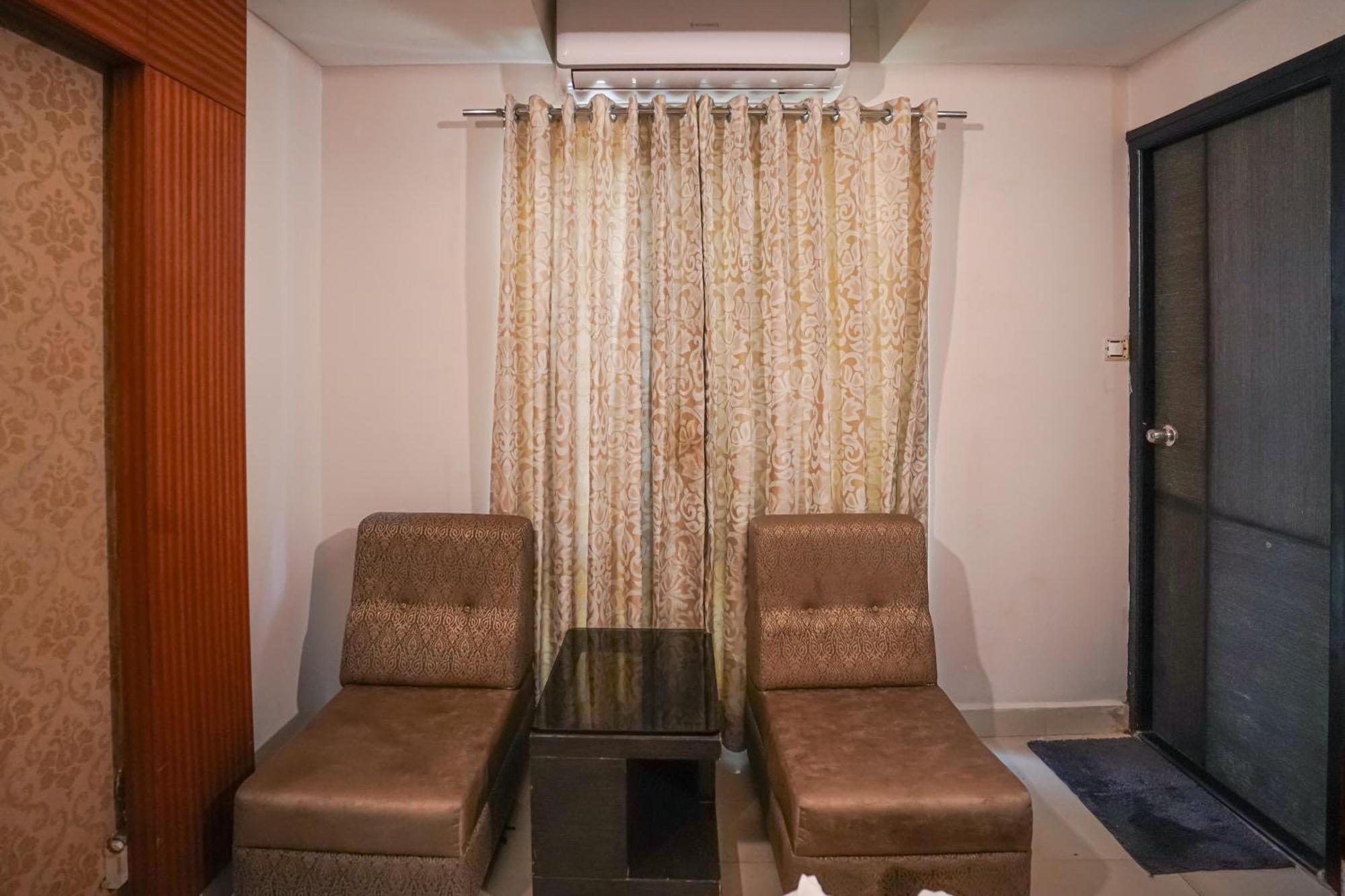 צ'נאי Pine Tree Boutique Hotel מראה חיצוני תמונה