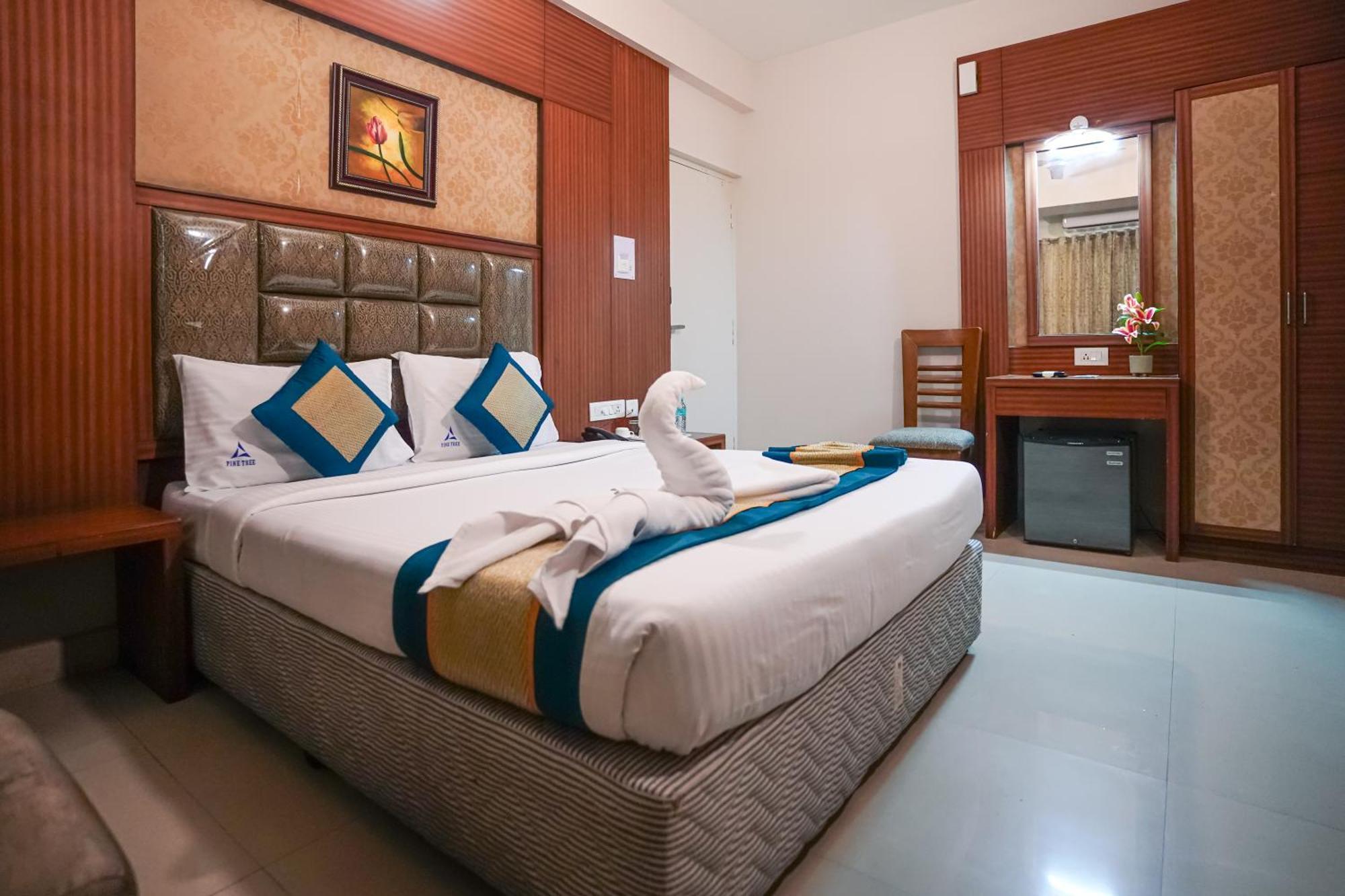 צ'נאי Pine Tree Boutique Hotel מראה חיצוני תמונה