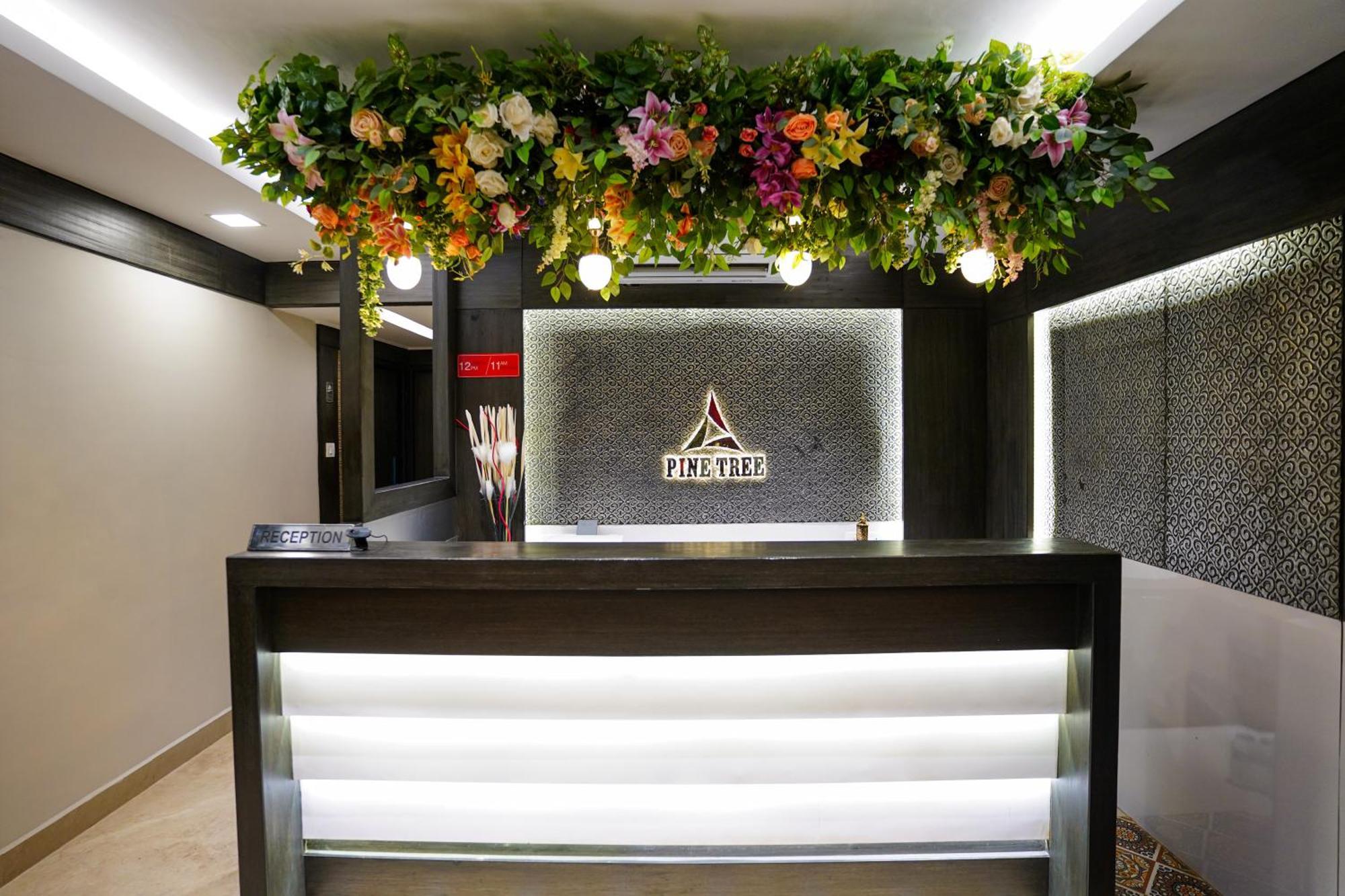 צ'נאי Pine Tree Boutique Hotel מראה חיצוני תמונה